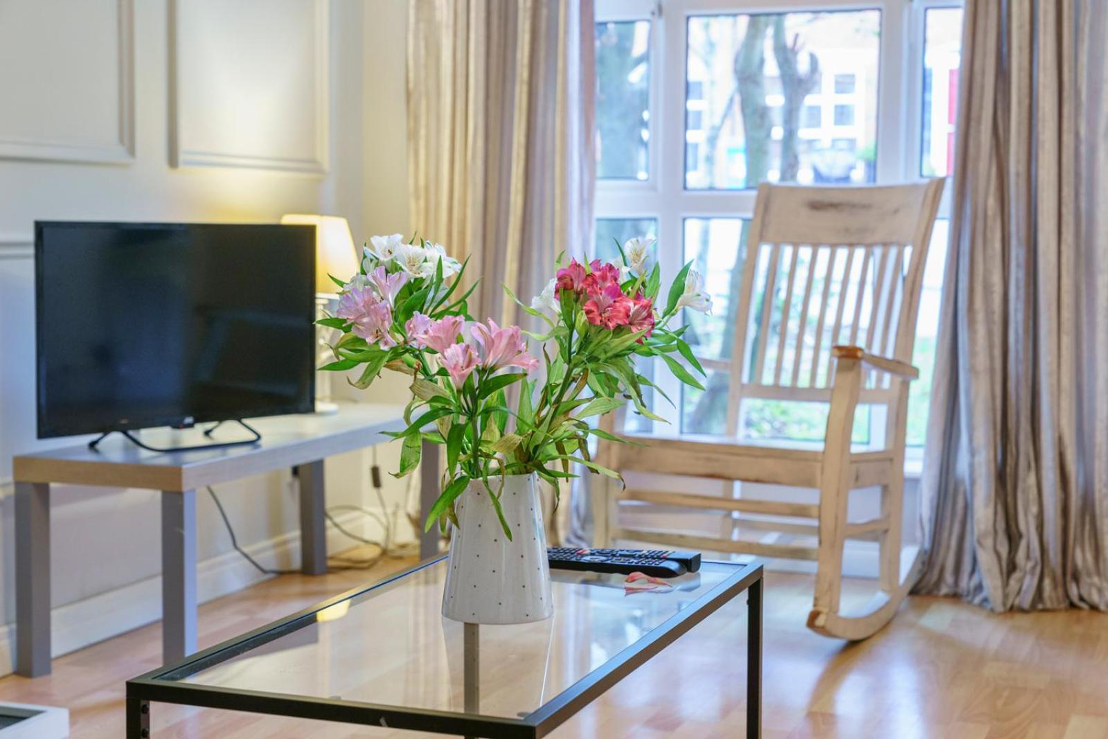 Close To City Centre Stylish 3 Bedroom House 贝尔法斯特 外观 照片