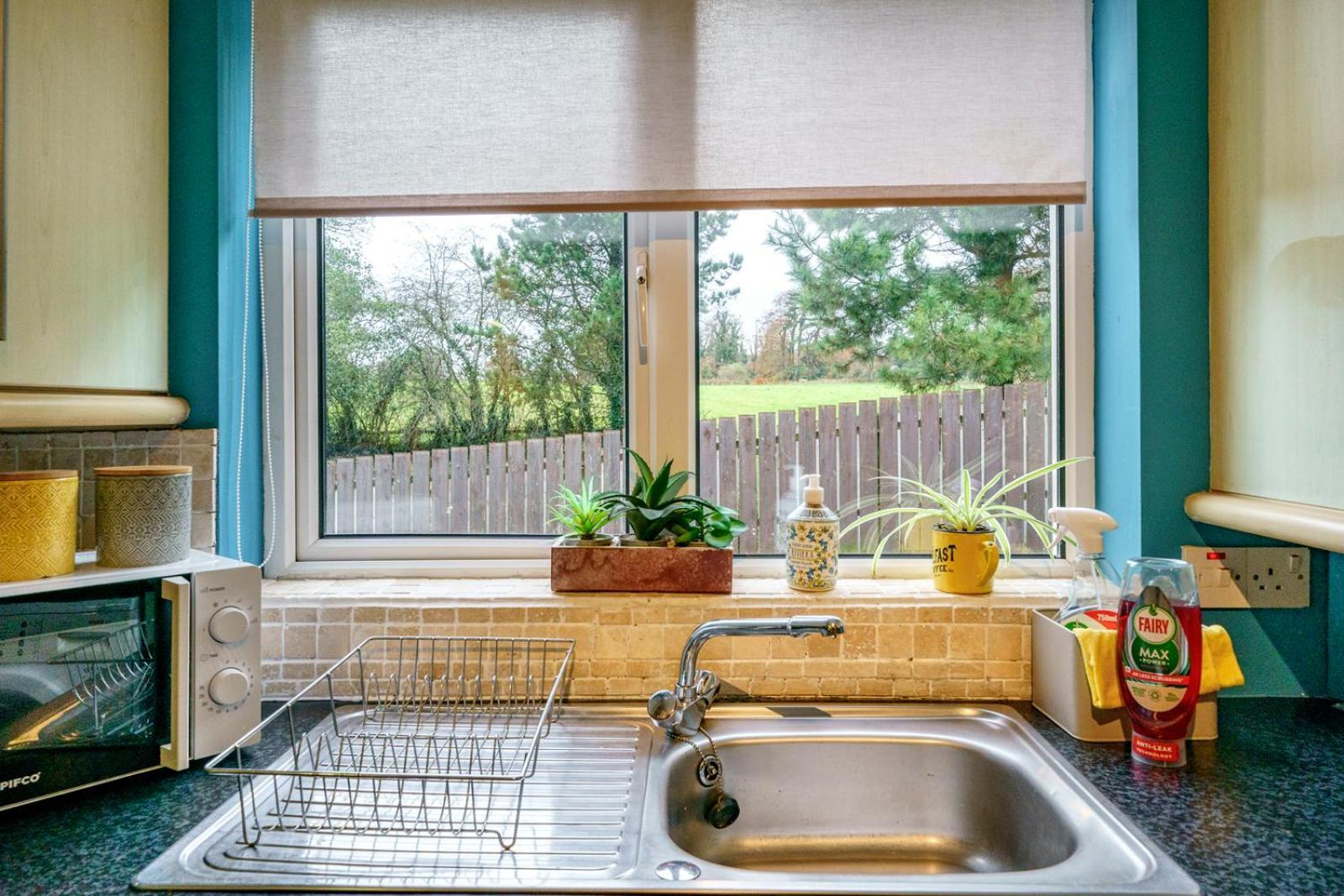 Close To City Centre Stylish 3 Bedroom House 贝尔法斯特 外观 照片