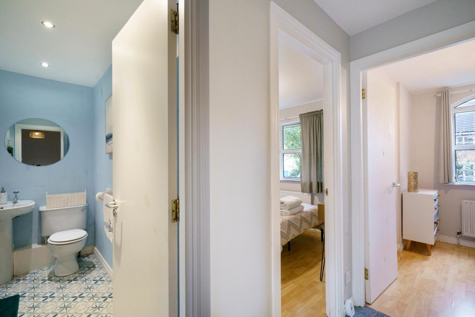 Close To City Centre Stylish 3 Bedroom House 贝尔法斯特 外观 照片